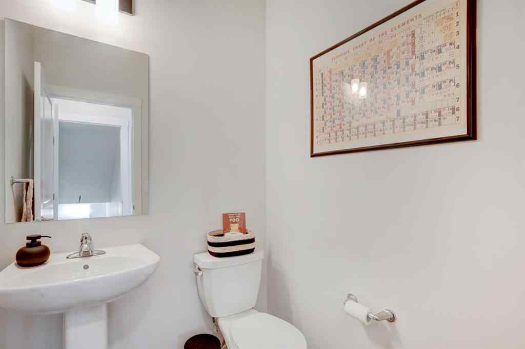 MLS&reg; # A2270826 - 1601 Chinook Gate Drive SW in Chinook Gate Airdrie, Residential Open Houses