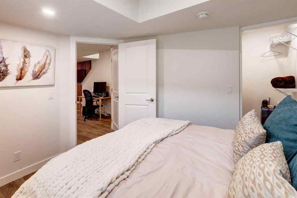 MLS&reg; # A2270826 - 1601 Chinook Gate Drive SW in Chinook Gate Airdrie, Residential Open Houses