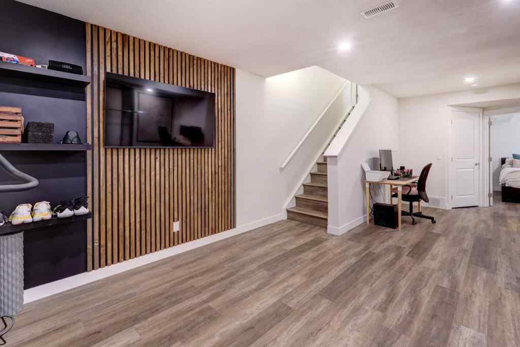 MLS&reg; # A2270826 - 1601 Chinook Gate Drive SW in Chinook Gate Airdrie, Residential Open Houses