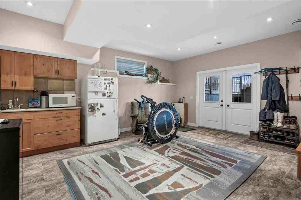 MLS® # A2270830 - 4504 70 Street NW in Bowness Calgary, Residential Open Houses