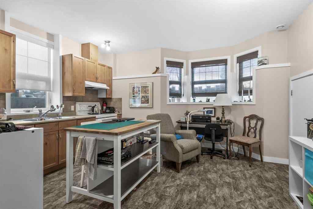 MLS® # A2270830 - 4504 70 Street NW in Bowness Calgary, Residential Open Houses