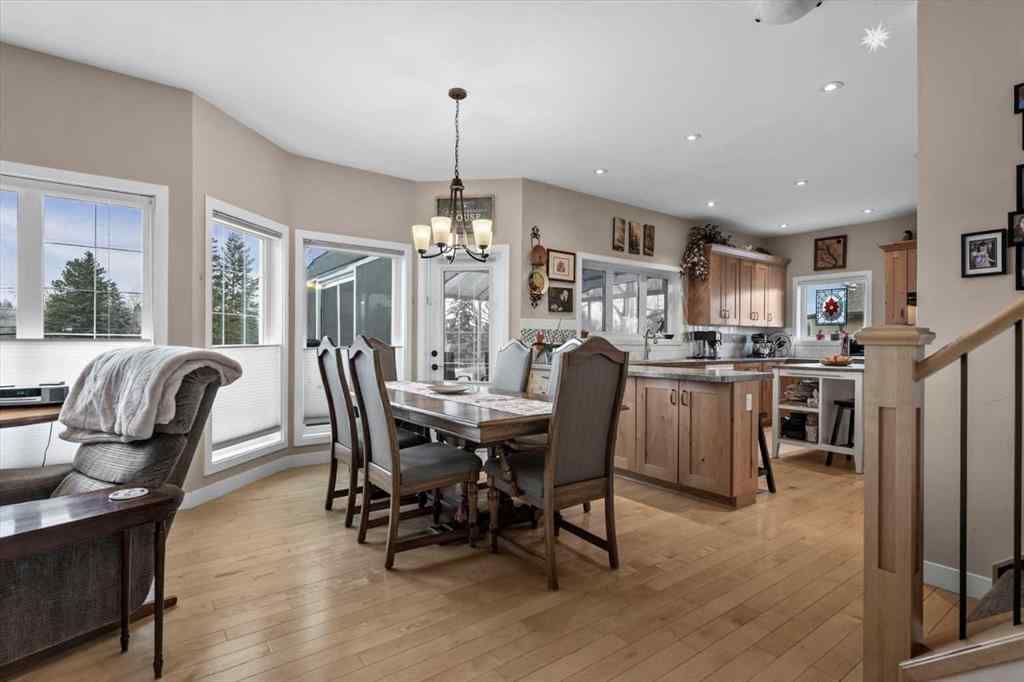 MLS® # A2270830 - 4504 70 Street NW in Bowness Calgary, Residential Open Houses