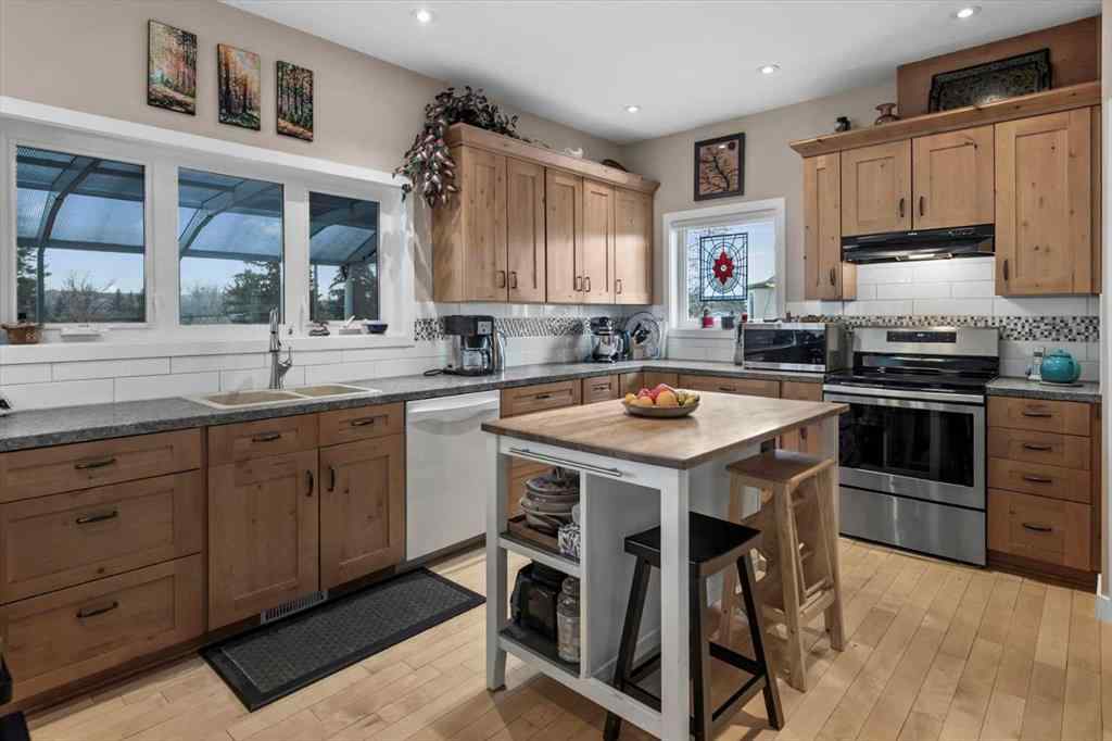 MLS® # A2270830 - 4504 70 Street NW in Bowness Calgary, Residential Open Houses