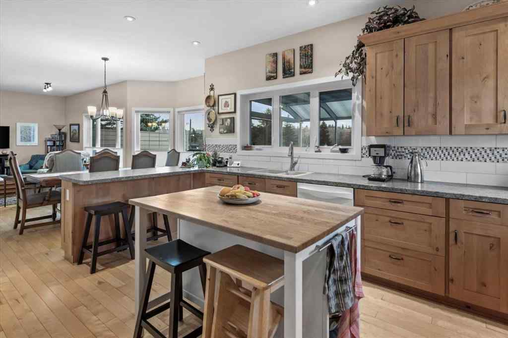 MLS® # A2270830 - 4504 70 Street NW in Bowness Calgary, Residential Open Houses