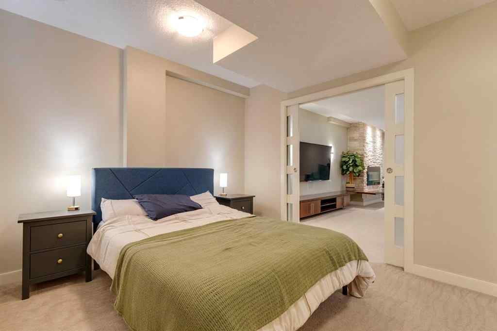 MLS® A2270831 - 722 53 Avenue SW in Windsor Park Calgary, Residential