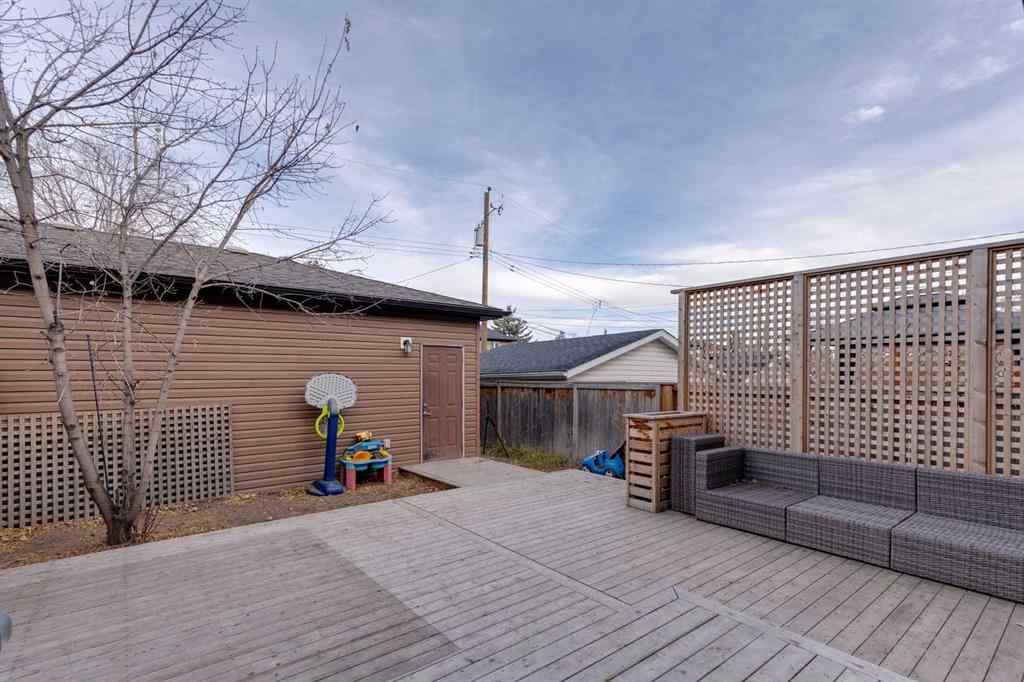 MLS® A2270831 - 722 53 Avenue SW in Windsor Park Calgary, Residential