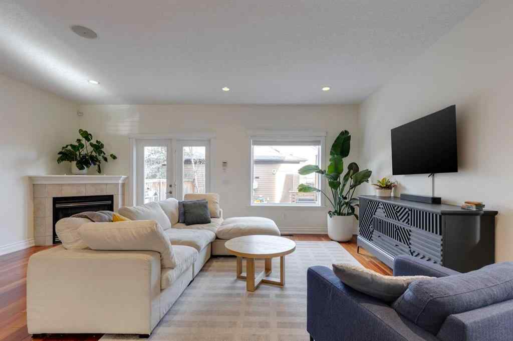 MLS® A2270831 - 722 53 Avenue SW in Windsor Park Calgary, Residential