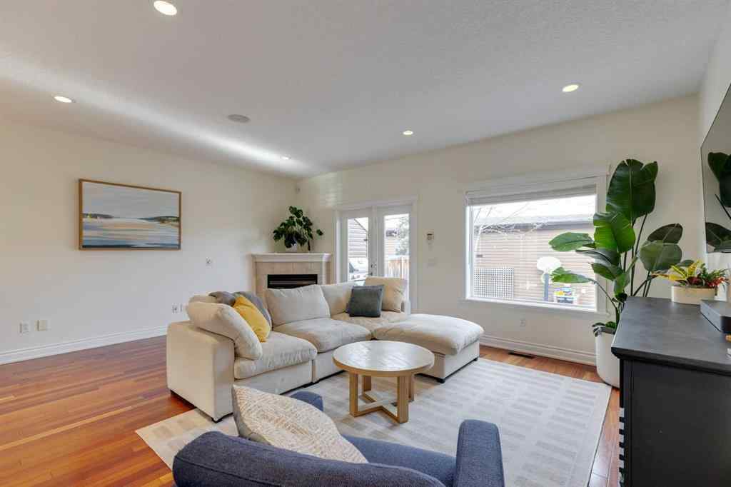 MLS® A2270831 - 722 53 Avenue SW in Windsor Park Calgary, Residential