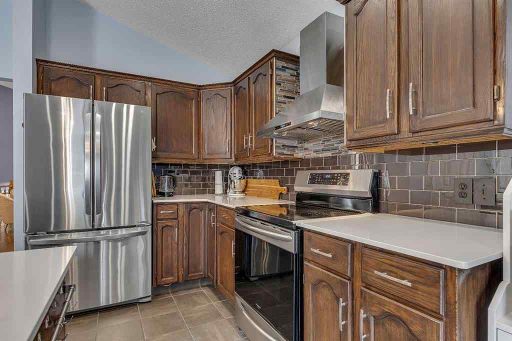 MLS® # A2270837 - 10913 Hidden Valley Drive NW in Hidden Valley Calgary, Residential Open Houses