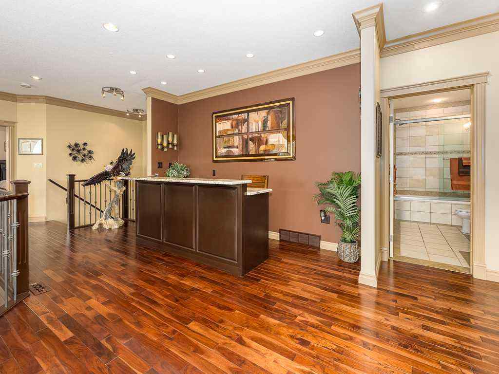 MLS&reg; # A2270838 - 1628 25 Avenue  in NONE Didsbury, Commercial Open Houses