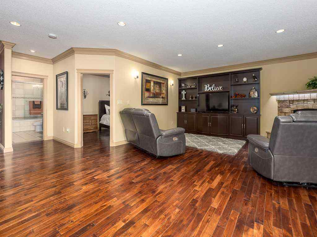 MLS&reg; # A2270838 - 1628 25 Avenue  in NONE Didsbury, Commercial Open Houses