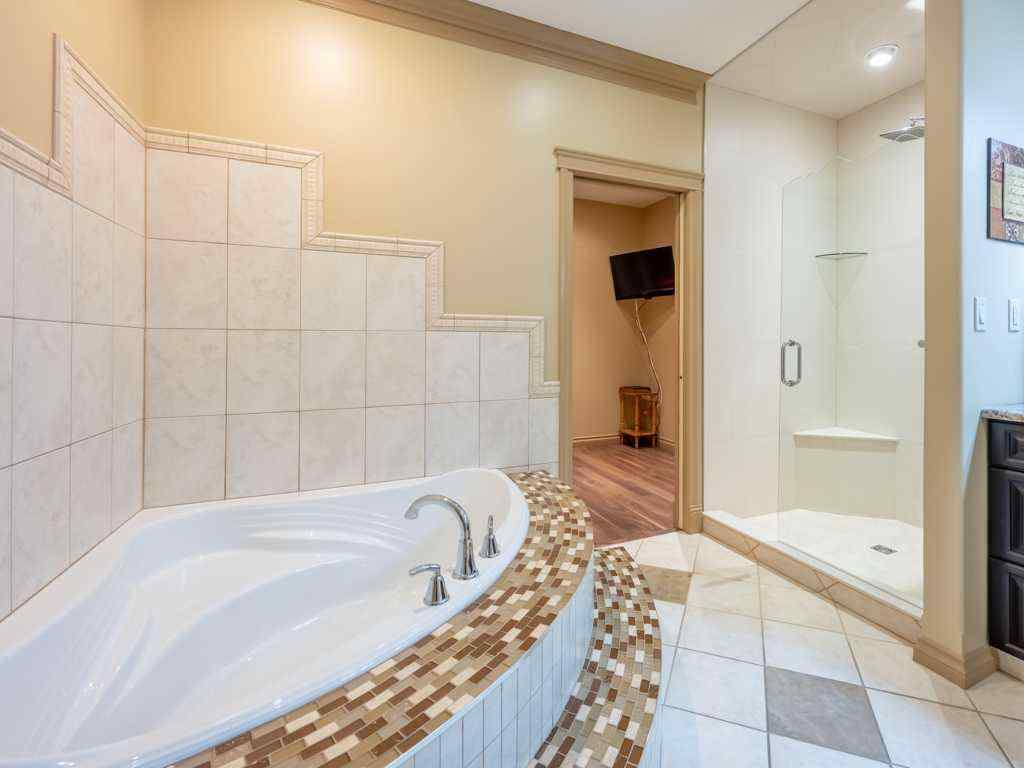 MLS&reg; # A2270838 - 1628 25 Avenue  in NONE Didsbury, Commercial Open Houses