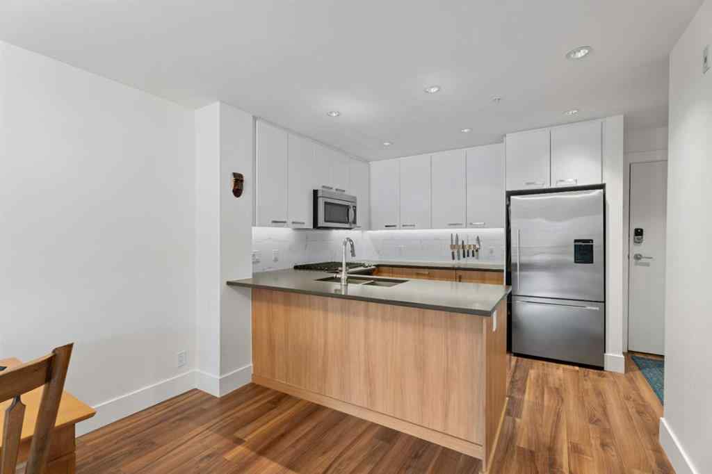 MLS&reg; # A2270844 - Unit #4 510 Edmonton Trail NE in Bridgeland/Riverside Calgary, Residential Open Houses