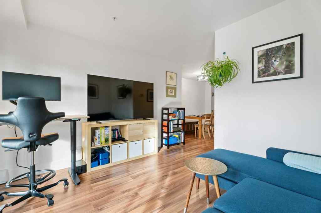 MLS&reg; # A2270844 - Unit #4 510 Edmonton Trail NE in Bridgeland/Riverside Calgary, Residential Open Houses