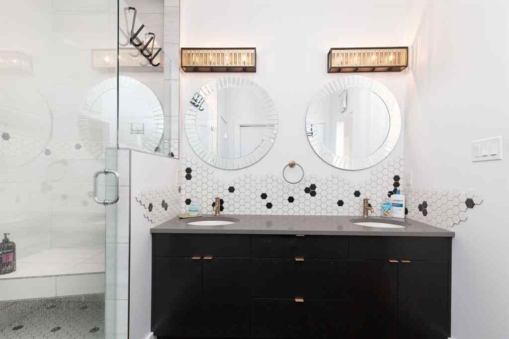 MLS&reg; # A2270847 - 303 Canyon Estates Place W in The Canyons Lethbridge, Residential Open Houses