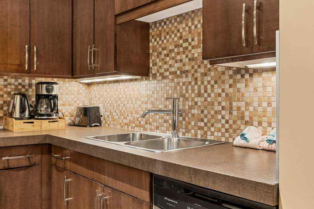 MLS&reg; # A2270866 - Unit #222 Rot.A 1818 Mountain Avenue  in Bow Valley Trail Canmore, Residential Open Houses