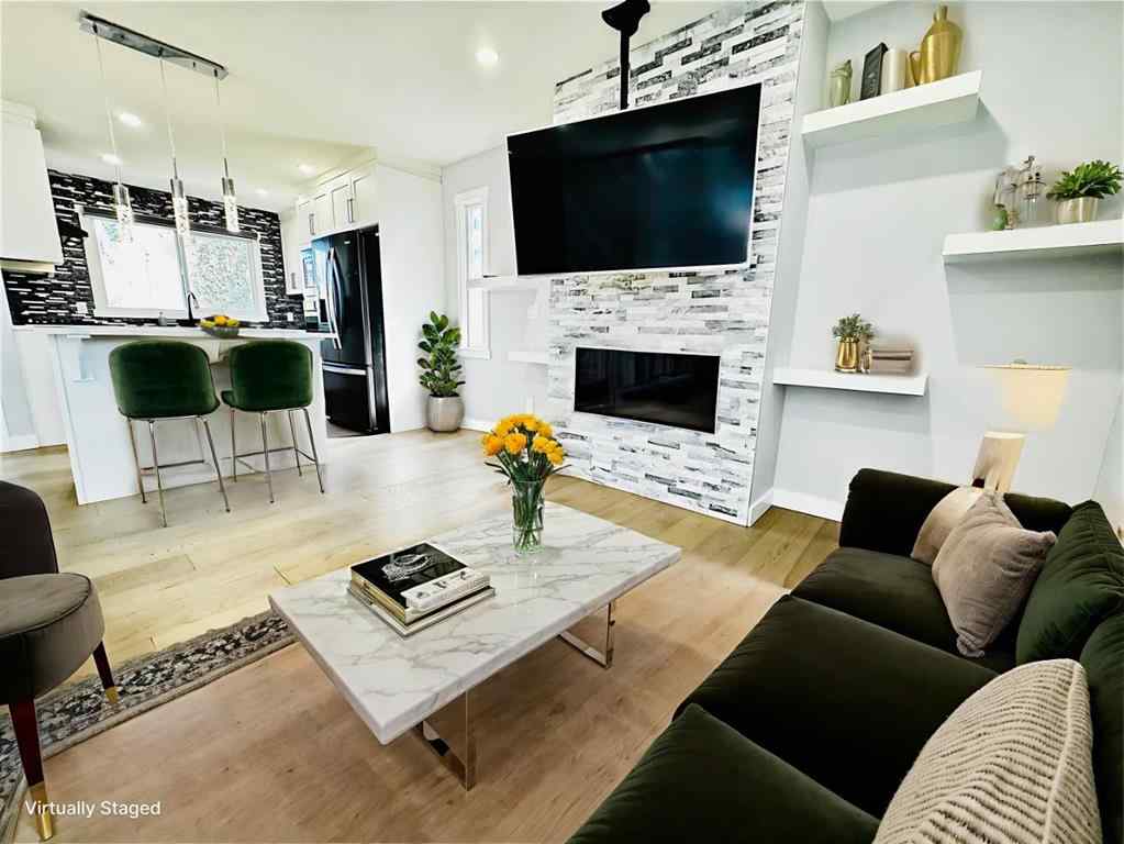 MLS® A2270871 - 10304 Elbow Drive SW in Southwood Calgary, Residential