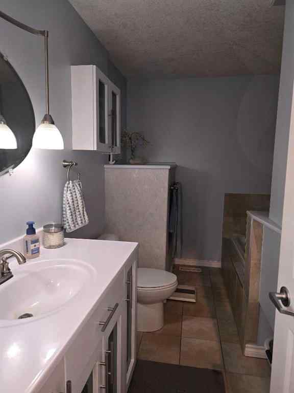 MLS&reg; # A2270874 - 10916 102 Street  in Avondale Grande Prairie, Residential Open Houses