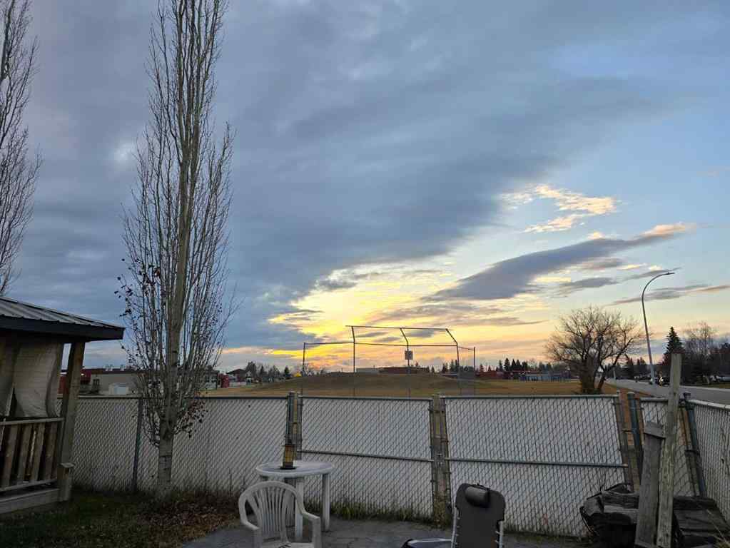 MLS&reg; # A2270874 - 10916 102 Street  in Avondale Grande Prairie, Residential Open Houses