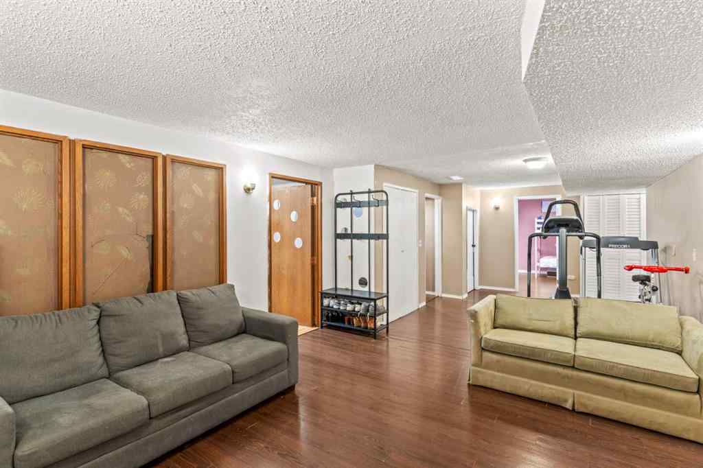 MLS&reg; # A2270876 - 428 Templeton Road NE in Temple Calgary, Residential Open Houses