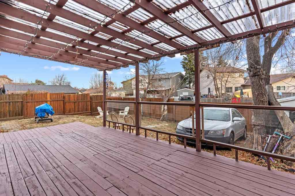 MLS&reg; # A2270876 - 428 Templeton Road NE in Temple Calgary, Residential Open Houses