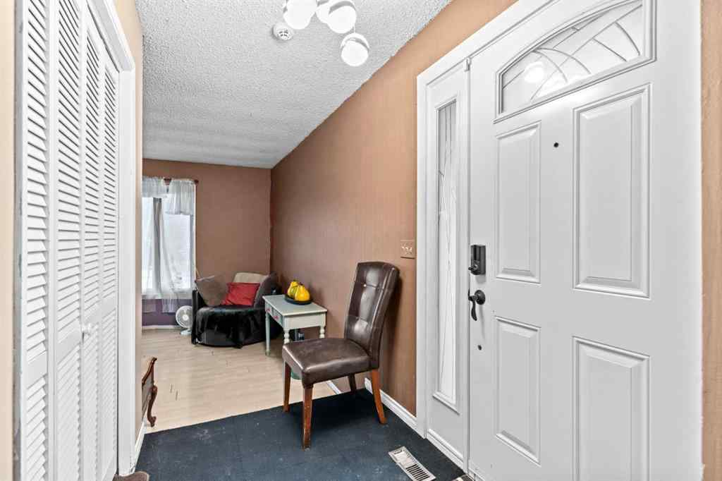 MLS&reg; # A2270876 - 428 Templeton Road NE in Temple Calgary, Residential Open Houses