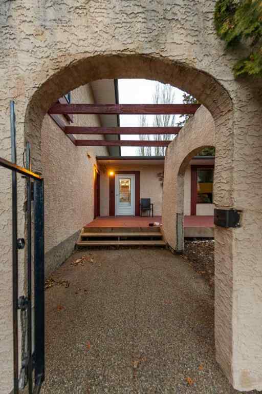 MLS&reg; # A2270883 - 5116 30 Street  in Steele Heights Lloydminster, Residential Open Houses