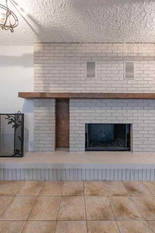 MLS&reg; # A2270883 - 5116 30 Street  in Steele Heights Lloydminster, Residential Open Houses