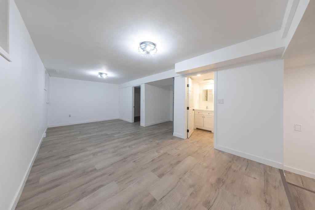 MLS&reg; # A2270883 - 5116 30 Street  in Steele Heights Lloydminster, Residential Open Houses