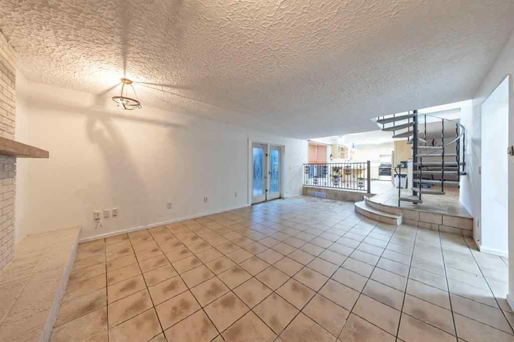 MLS&reg; # A2270883 - 5116 30 Street  in Steele Heights Lloydminster, Residential Open Houses