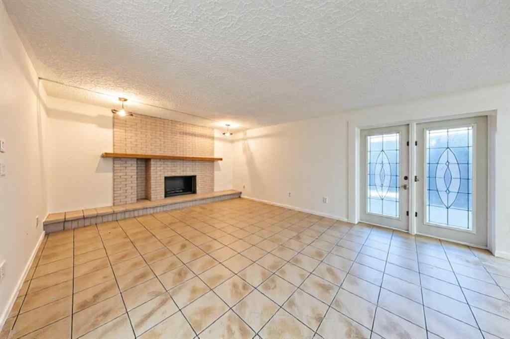 MLS&reg; # A2270883 - 5116 30 Street  in Steele Heights Lloydminster, Residential Open Houses