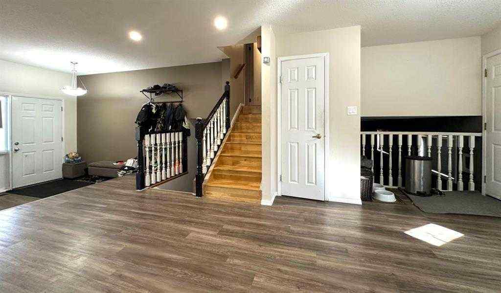 MLS&reg; # A2270885 - 206 4 Avenue N in NONE Marwayne, Residential Open Houses