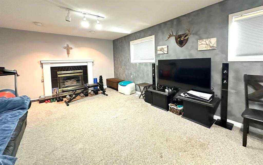 MLS&reg; # A2270885 - 206 4 Avenue N in NONE Marwayne, Residential Open Houses