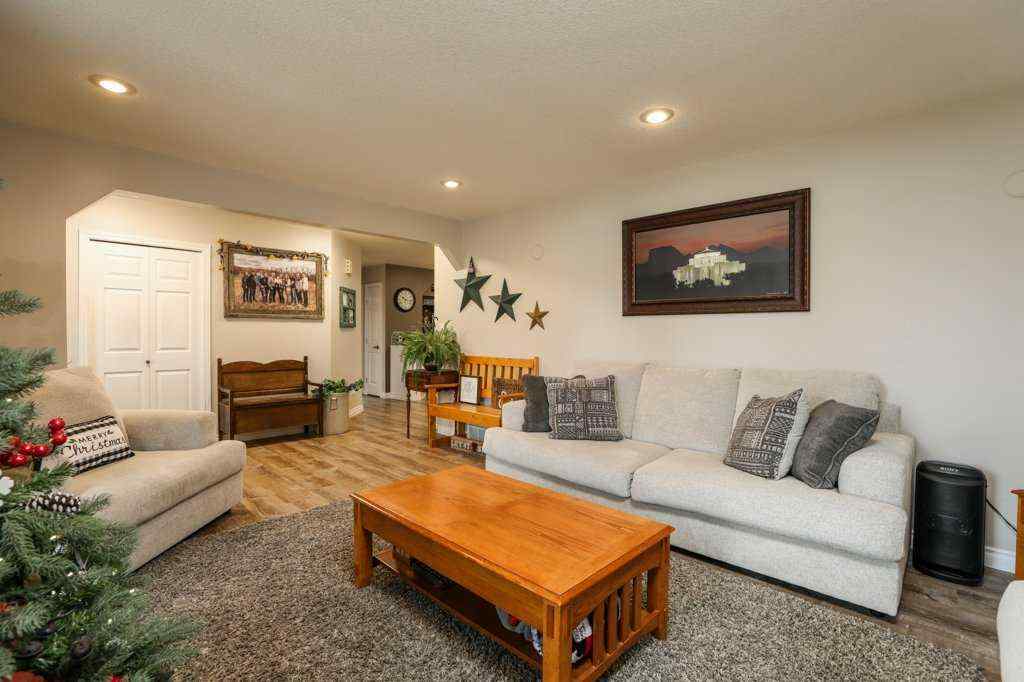 MLS&reg; # A2270888 - 562 27 Street   in NONE Fort Macleod, Residential Open Houses