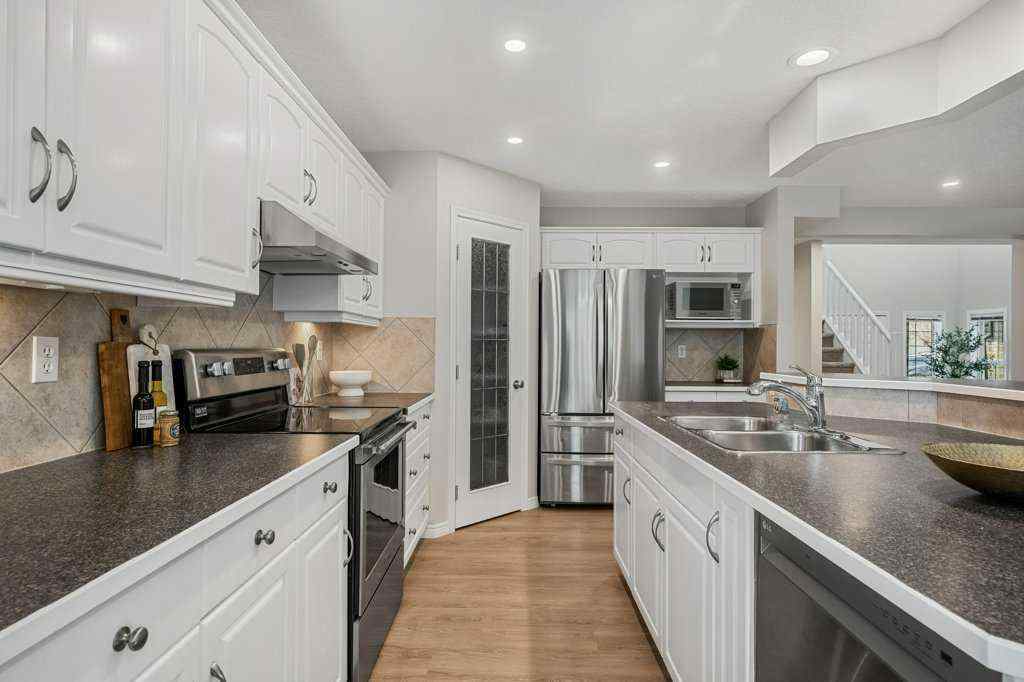 MLS® A2270896 - 48 Panamount Crescent NW in Panorama Hills Calgary, Residential