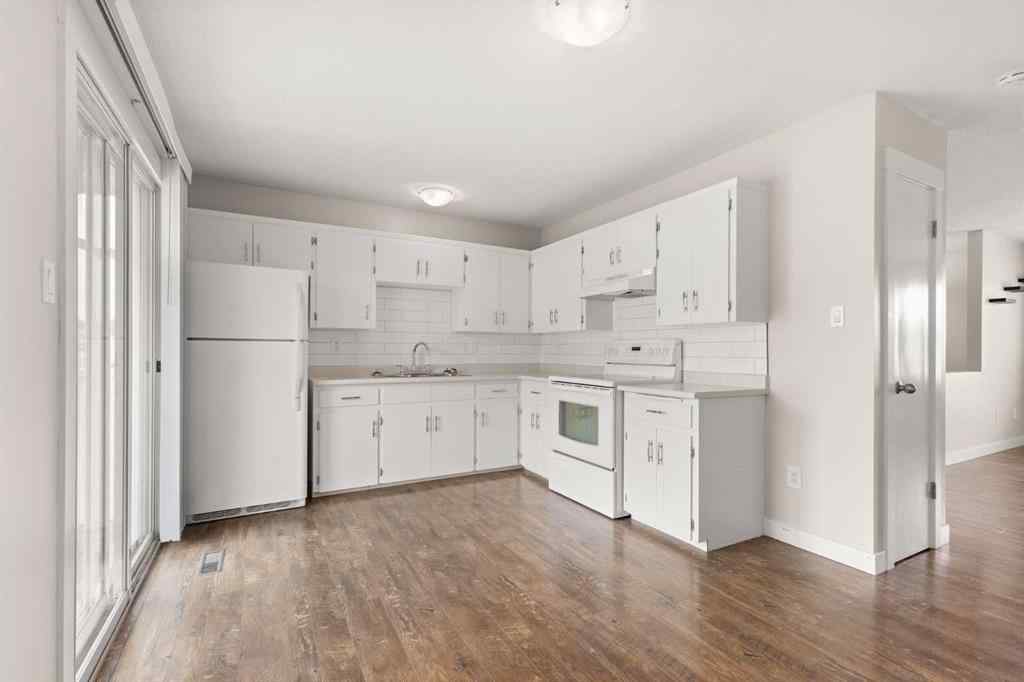 MLS&reg; # A2270898 - 37 Link Court SW in SW Hill Medicine Hat, Residential Open Houses