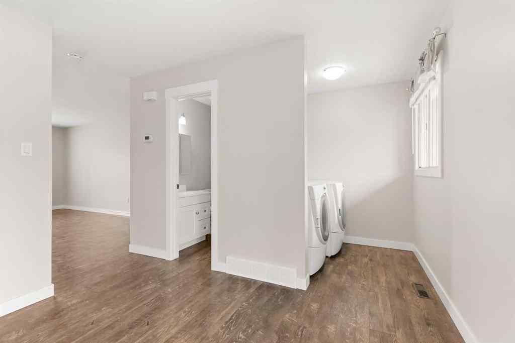 MLS&reg; # A2270898 - 37 Link Court SW in SW Hill Medicine Hat, Residential Open Houses