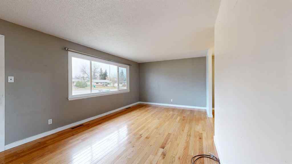 MLS&reg; # A2270901 - 9622 108 Avenue  in Mountview Grande Prairie, Residential Open Houses