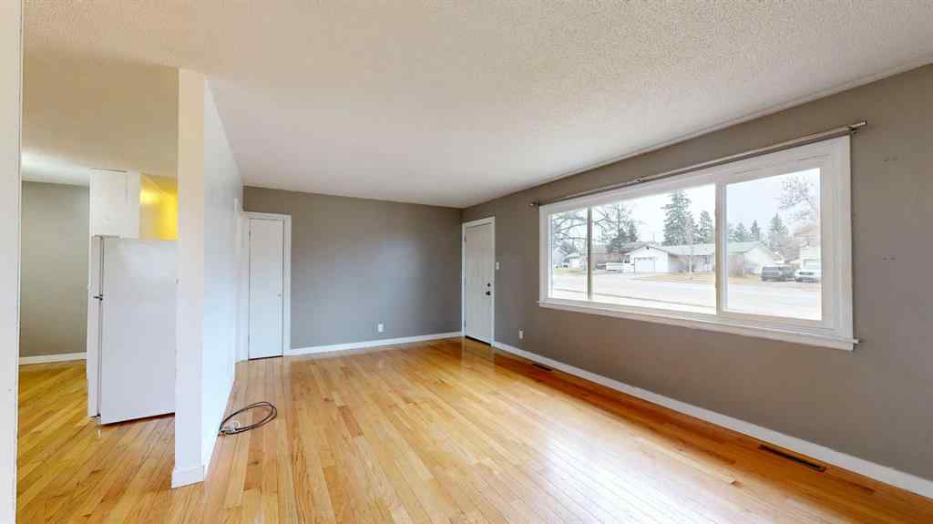 MLS&reg; # A2270901 - 9622 108 Avenue  in Mountview Grande Prairie, Residential Open Houses