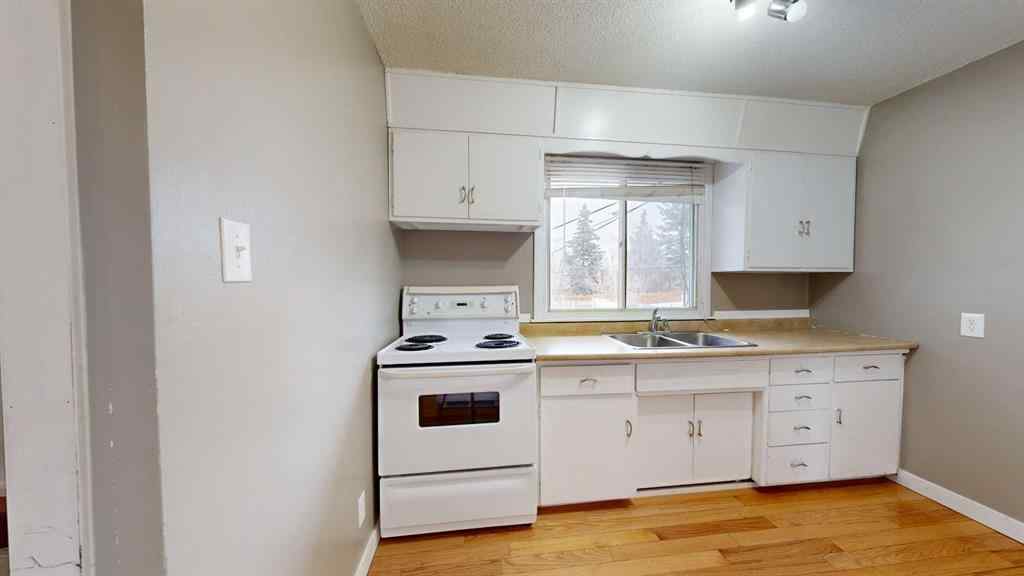 MLS&reg; # A2270901 - 9622 108 Avenue  in Mountview Grande Prairie, Residential Open Houses