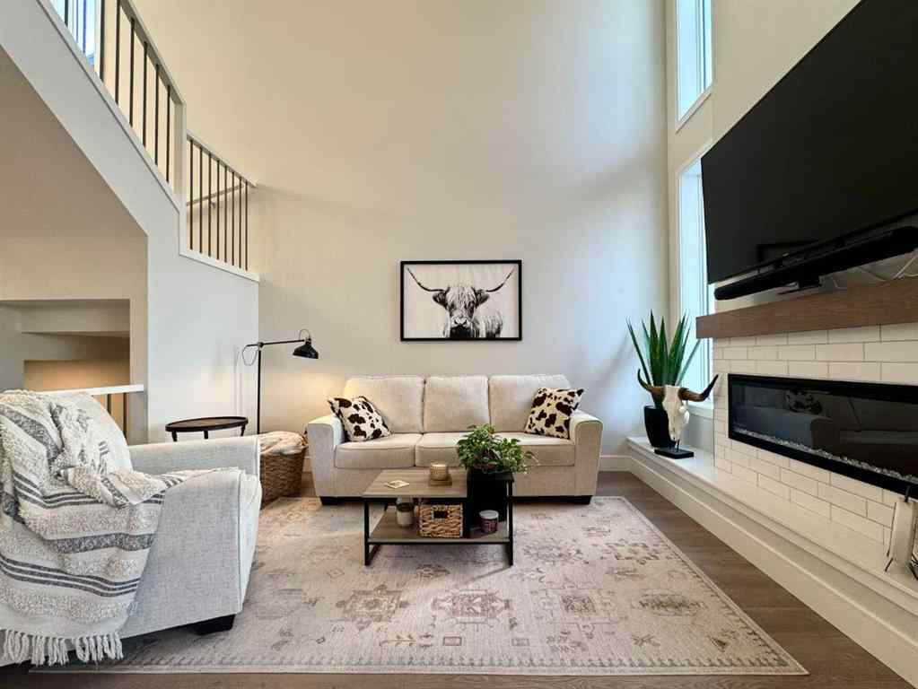 MLS&reg; # A2270902 - 127 Goldenrod Road W in Country Meadows Estates Lethbridge, Residential Open Houses