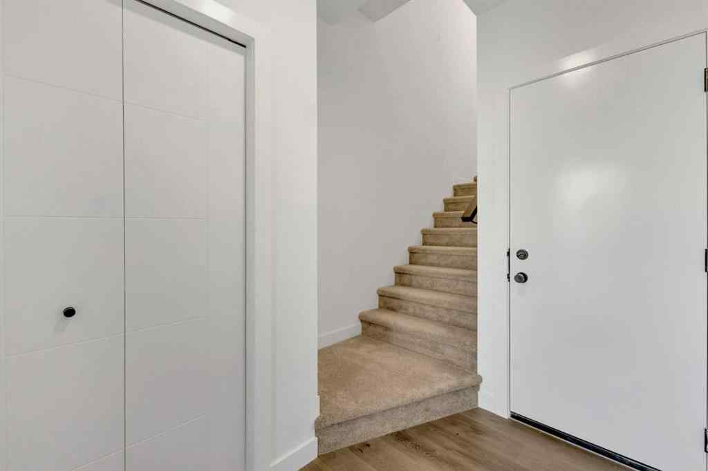 MLS&reg; # A2270904 - 24 Violet Point  in Vista Sylvan Lake, Residential Open Houses