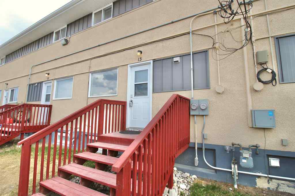 MLS&reg; # A2270905 - Unit #13 126 Hardisty Avenue  in Hardisty Hinton, Residential Open Houses