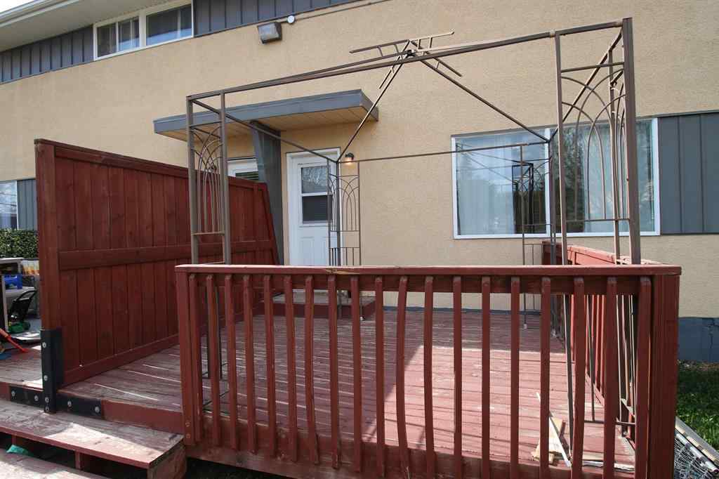 MLS&reg; # A2270905 - Unit #13 126 Hardisty Avenue  in Hardisty Hinton, Residential Open Houses