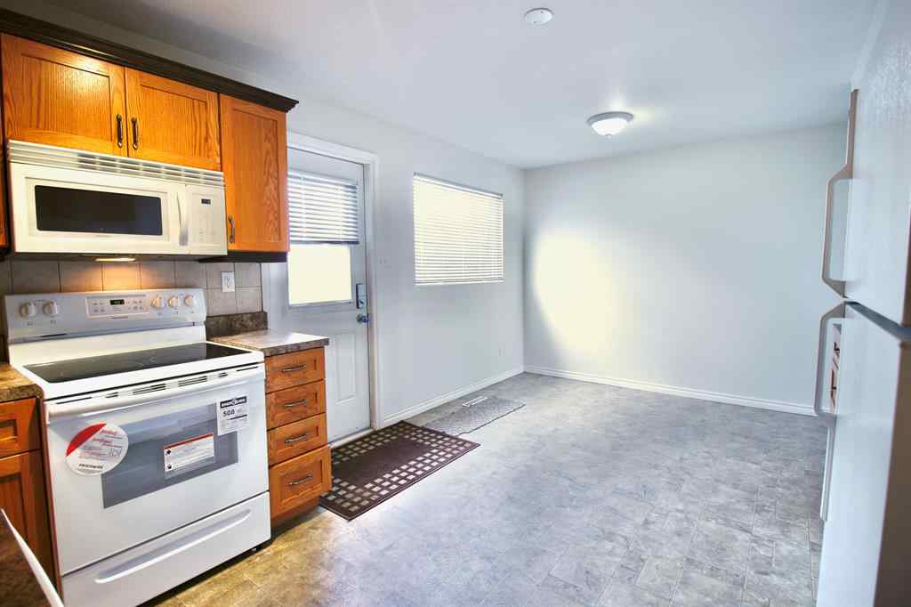 MLS&reg; # A2270905 - Unit #13 126 Hardisty Avenue  in Hardisty Hinton, Residential Open Houses