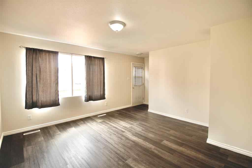 MLS&reg; # A2270905 - Unit #13 126 Hardisty Avenue  in Hardisty Hinton, Residential Open Houses