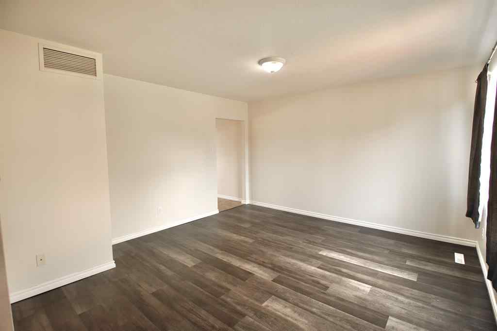 MLS&reg; # A2270905 - Unit #13 126 Hardisty Avenue  in Hardisty Hinton, Residential Open Houses