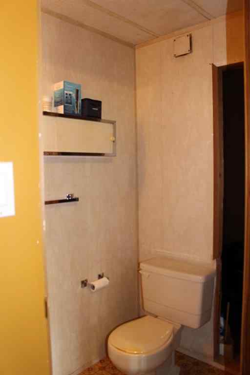 MLS&reg; # A2270909 - 702041 RGE RD 172   in NONE Breynat, Commercial Open Houses