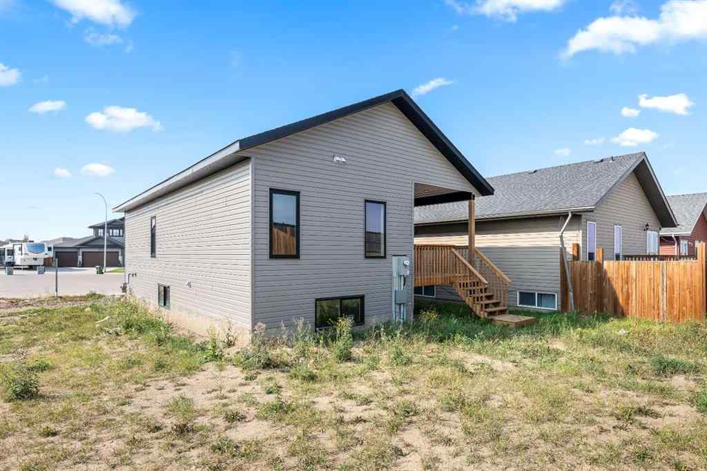 MLS&reg; # A2270915 - 3321 41 Avenue  in Aurora Lloydminster, Residential Open Houses