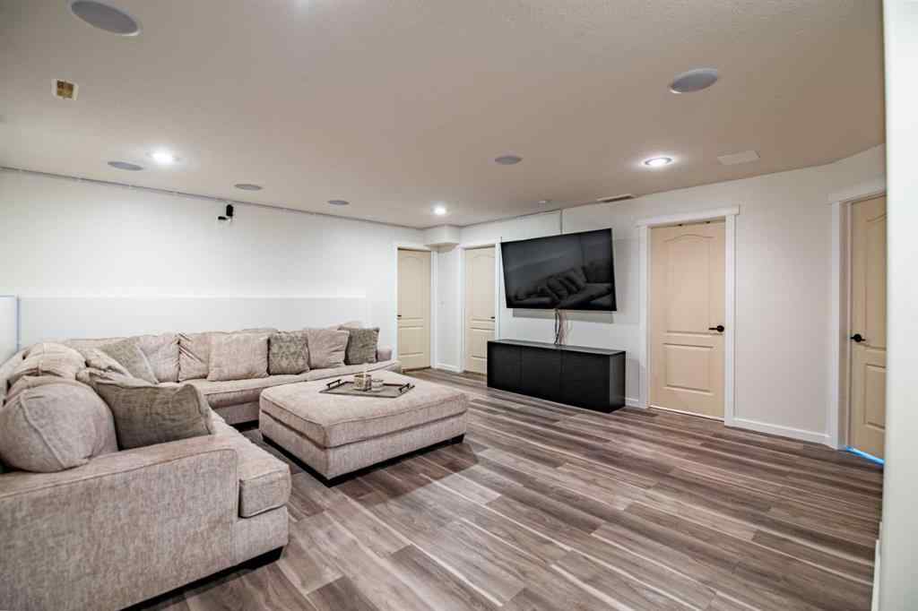 MLS&reg; # A2270918 - 42 Landry Bend  in Lonsdale Red Deer, Residential Open Houses